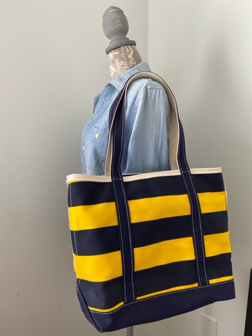 L.L. Bean 90s Yellow and Navy Striped Canvas Boat and Tote Bg - Picture 17 of 17